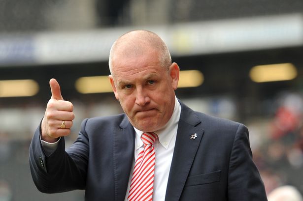 Warburton defends Rangers transfer policy