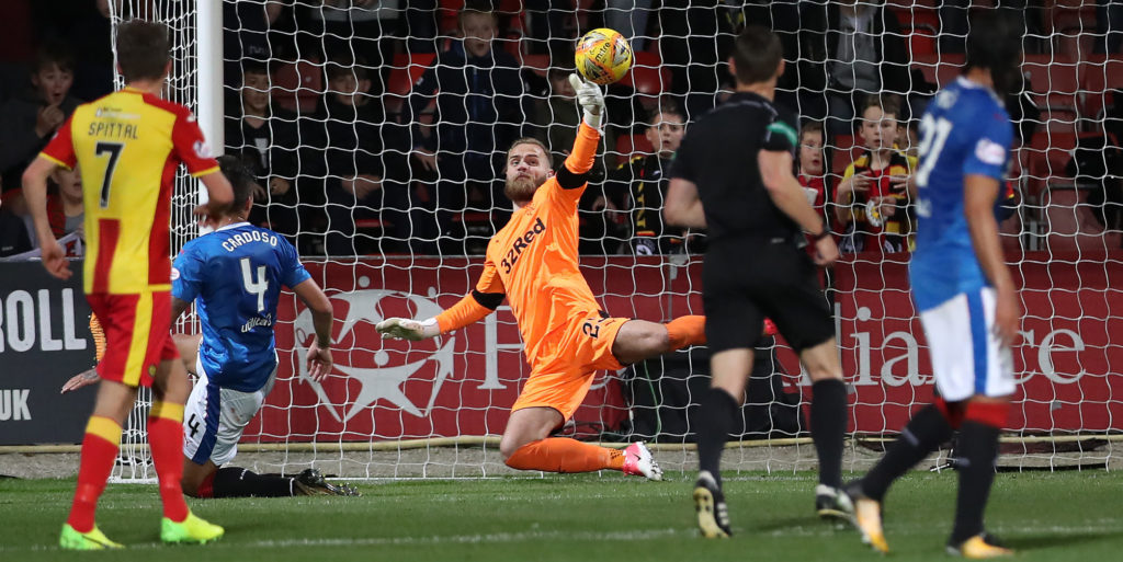 Jak Alnwick joins Scunthorpe on loan