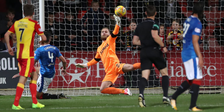 Jak Alnwick joins Scunthorpe on loan