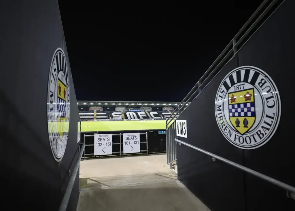 Ex-Rangers player linked with St Mirren job ahead of Paisley clash