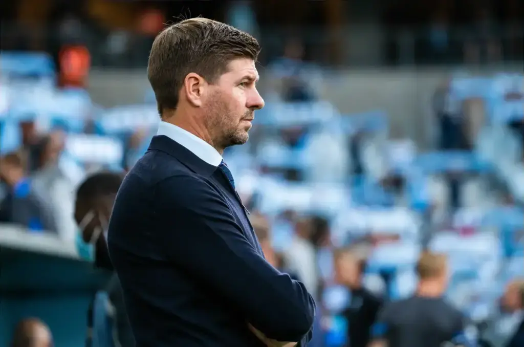 Steven Gerrard Burnley domino effect could make Championship move fall into place for James Tavernier