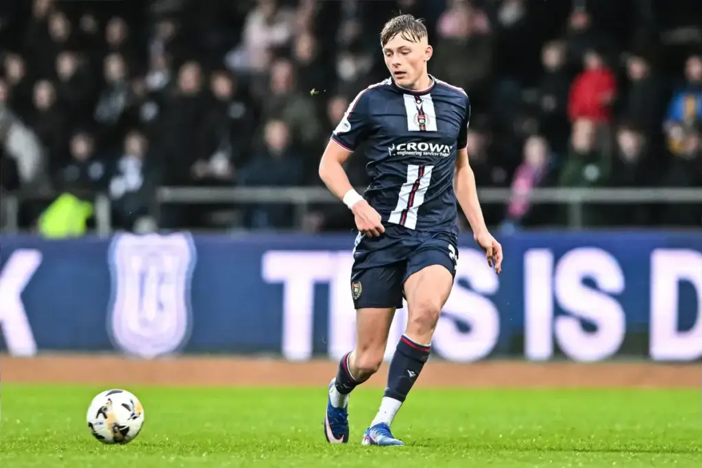 Talks progress as Rangers push to sign Dundee defender Luke Graham