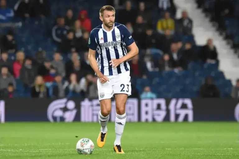 Gareth McAuley insists Pierce Charles should join ‘top club in world’ Rangers
