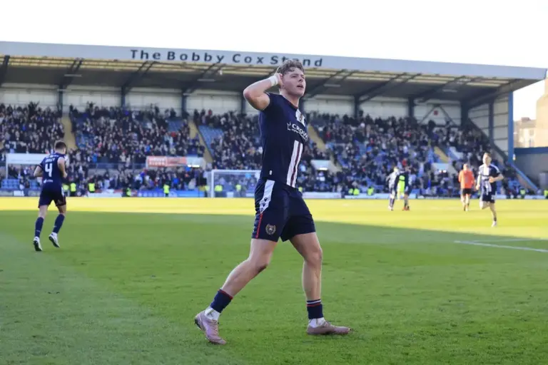 Rangers eye Luke Graham as Dundee boss admits defender may have played final game