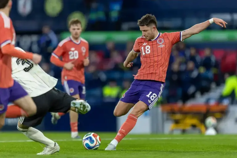 “Lucky to have him” – Scotland striker endorses Rangers transfer target