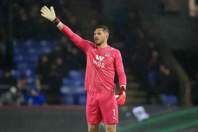 Back Up Keeper in Talks to Join Rangers to Compete With Jack Butland