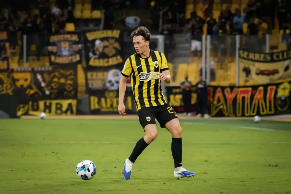James Penrice on verge of Rangers move – loan deal agreed