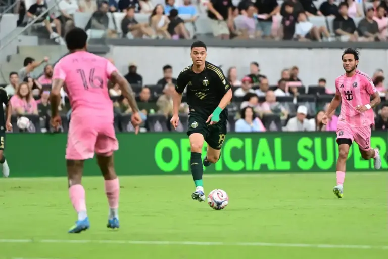 Rangers and Portland Timbers said to be 2 million apart on Kevin Kelsy fee