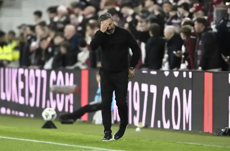 Rangers players react during Europa League qualifying defeat to Jagiellonia Bialystok