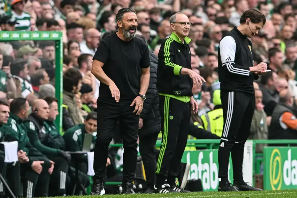 Manager Derek McInnes of Heart of Midlothian during the William Hill Premiership match at Celtic Park, Glasgow 16/05/2026