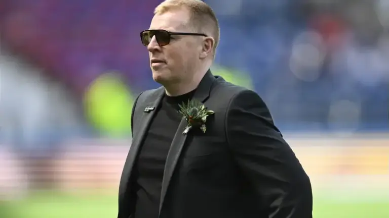Neil Lennon Calls Out Celtic Players After Europa League Defeat