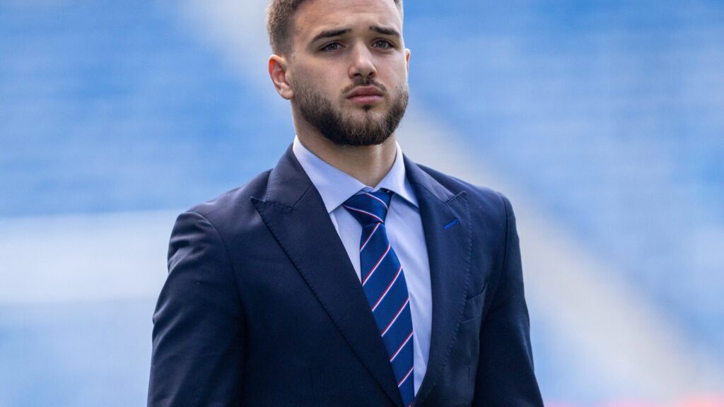 nico raskin rangers: Nicolas Raskin in a suit