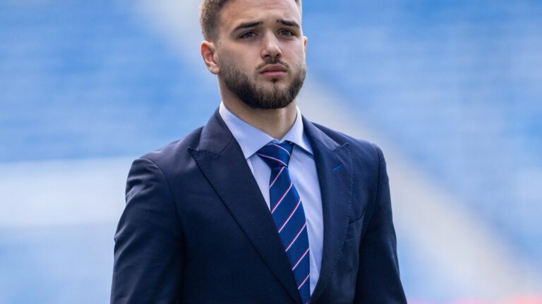Nico Raskin urged by Barry Ferguson to scrap Rangers January exit plan