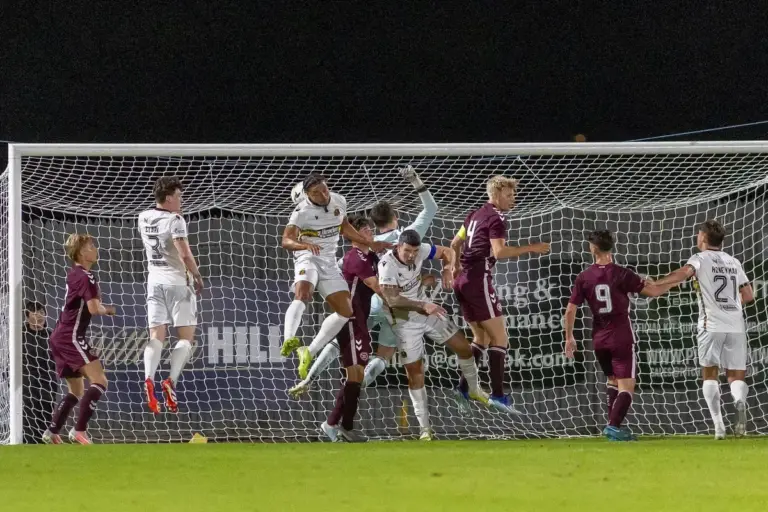 Mason Munn completes Dumbarton loan switch as teammates react